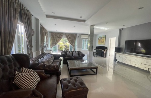 Pak Chong House | 5-bedroom, 5-bathroom house in Khao Yai, Pak Chong.