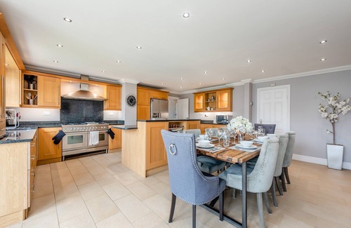 Worthing Cottage | 5 bedroom accommodation in Goring By Sea