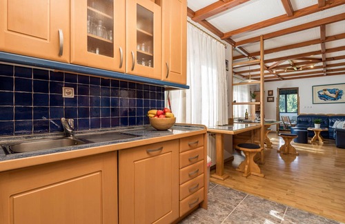 Cabar House | 5 bedroom accommodation in Kozji Vrh