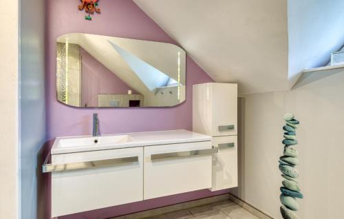 Ganzeville House | 5 Bedroom Gorgeous Home In Ganzeville