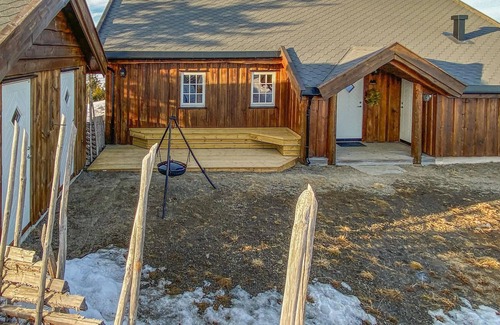 Oyer House | 5 bedroom gorgeous home in Sjusjøen