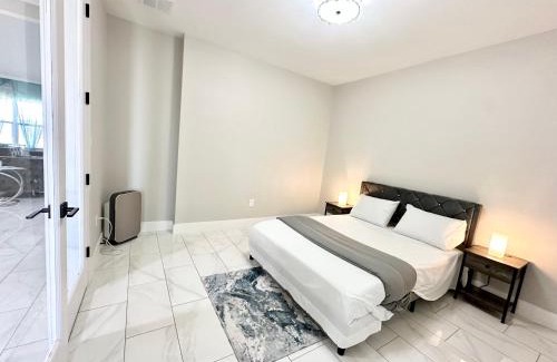 Del Valle House | 5 bedroom house near COTA, AUS