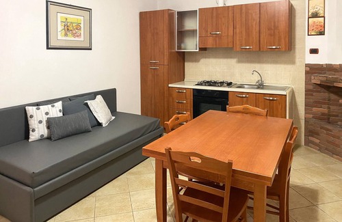 Montincello House | 5 bedroom pet friendly home in Vieste