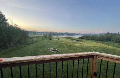 Bonfield Cottage | 5 Bedroom Waterfront Lake House