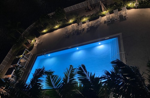 Flagami Apartment | 5⭐️ (Gym, Pool, Jacuzzi, Sauna, billiards 🎱, etc…