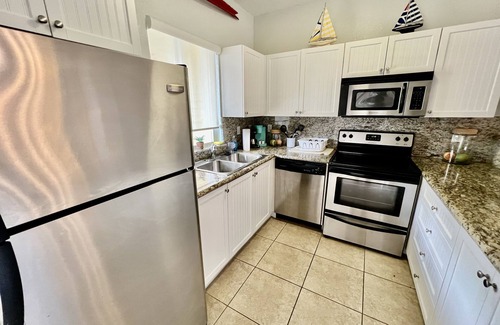 Alice Town Condo | 5 "J" Jus Chillin' Cozy 2-bedroom condo in Resorts World Bimini Community
