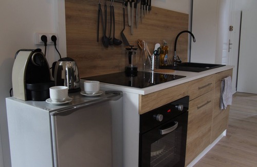 Argol Apartment | 5 km from the beach: 2 rooms + bathroom 5 km from the beach