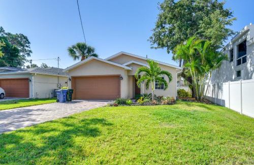 Vamo House | 5 Mi to Beach Family Retreat in Sarasota!