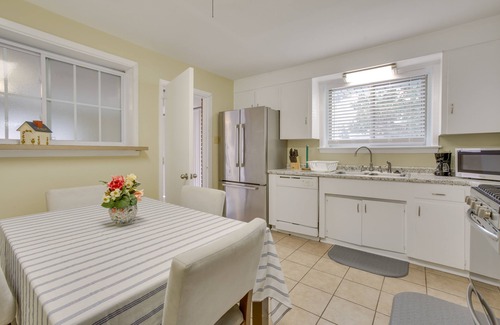 Metairie House | 5 Mi to City Park: Pet-Friendly Home Near NOLA!