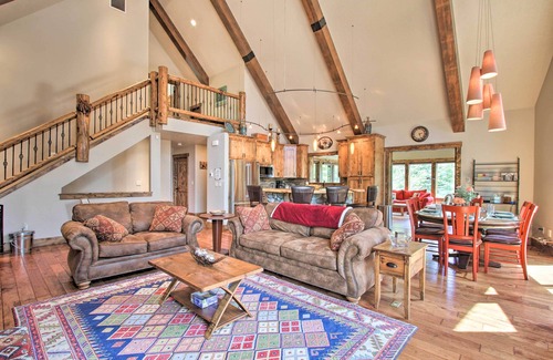 Crescent Cabin | 5 Mi to Crescent Lake: Dog-Friendly Oregon Getaway