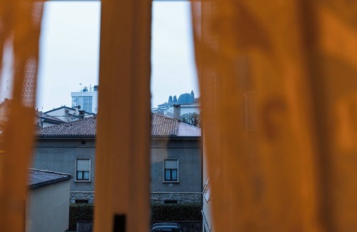 Citta Bassa Apartment | [5 min from upper town] Vintage and elegant apartment