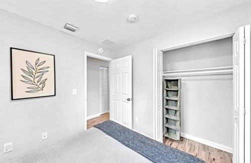 South Lake Villa | 5 Minutes to Ocean & Casino's - Large Backyard