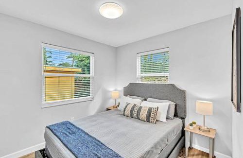 South Lake Villa | 5 Minutes to Ocean & Casino's - Large Backyard