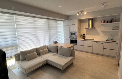 Mount Pleasant West Condo | 5 minutes to the Downtown Family-sized condo Restaurants and Bars.n