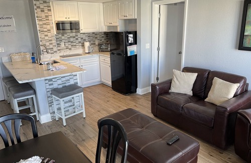 Southwest Orlando Condo | 5 minutes to theme parks!, off I-Drive, Rare Condo with Terrace 2 BR - 2 Bath