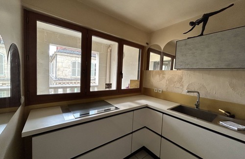 Grenelle Apartment | 5 mn from Eiffel Tower and Seine! Apartment for 4-6 people Terrace Parking Sun