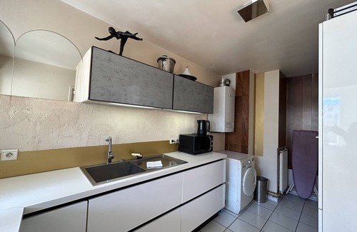 Grenelle Apartment | 5 mn from Eiffel Tower and Seine! Apartment for 4-6 people Terrace Parking Sun