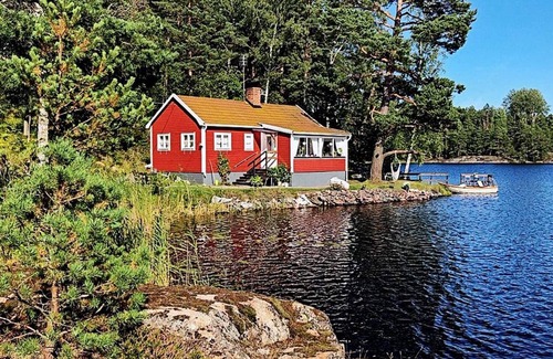 Undal House | 5 person holiday home in ÅKERSBERGA