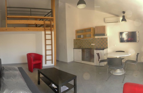 Charleval Apartment | 5 - rent apartment LUBERON in PROVENCE with tropézienne 4 beds