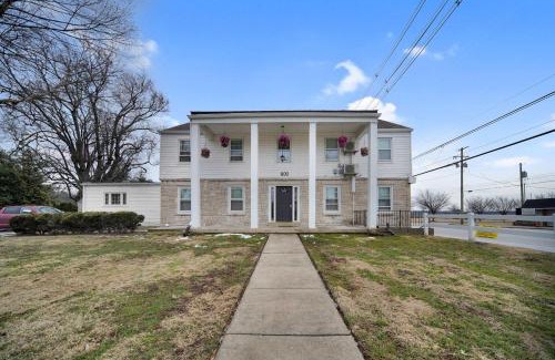 Audubon Apartment | 5 Spacious Units Close to Downtown & Expo Center