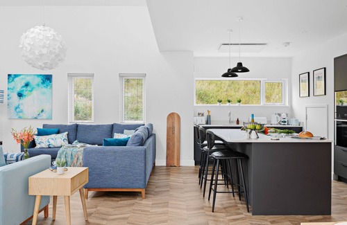 North Buckland House | 5 The Vista, Willingcott Nr Woolacombe - Hot tub/Pet friendly/On-site pool/Ecohome