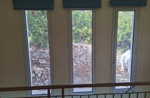 Peyia Town Villa | 5 * villa with sea views to take your breath away near Coral Bay in Peyia .