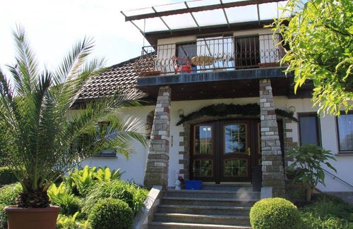 Oberasbach Bed & Breakfast | 50 m² Bed and breakfast ∙ 5 guests