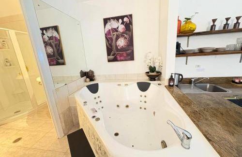 Eagle Heights Ski Chalet | 50 m² Chalet ∙ 2 guests
