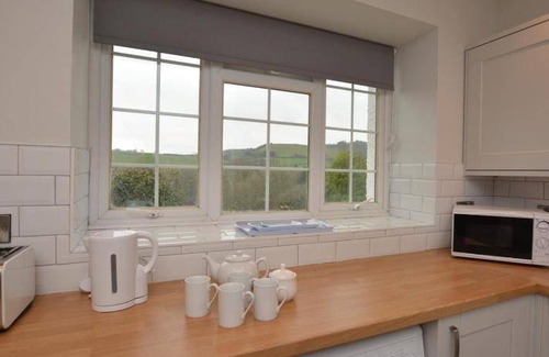 Llanrhystud House | 50 m² Farmhouse ∙ 5 bedrooms ∙ 12 guests
