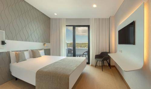 Gran Alacant Hotel | 50 m² Hotel ∙ 2 bedrooms ∙ 127 guests
