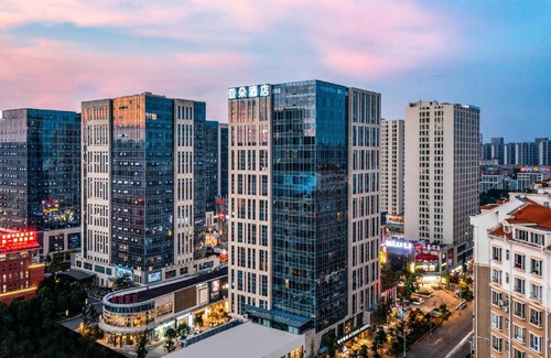 Xishan Hotel | 50 m² Hotel ∙ 2 guests