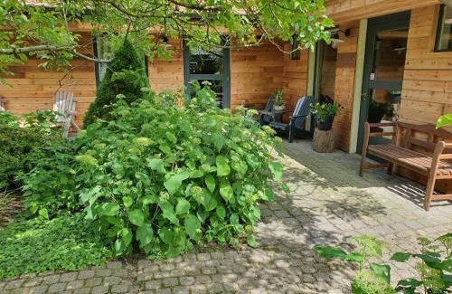 Lommel Cabin | 50 m² Lodge ∙ 4 guests