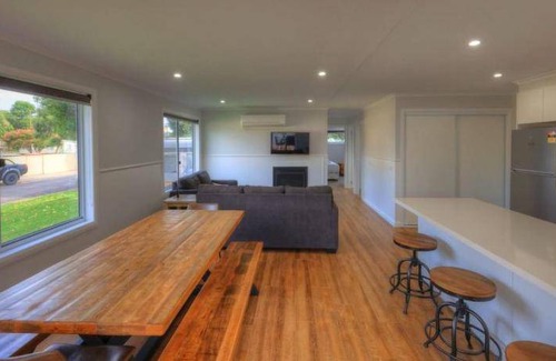 Yarrawonga Resort | 50 m² Resort ∙ 3 bedrooms ∙ 127 guests