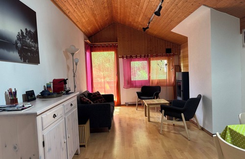 Anzere Apartment | 50 metres from the cable car, quiet, spacious apartment, parking and wifi.