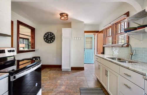 Wayzata House | 50 step to the Heart of Wayzata