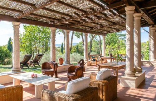 Manciano Villa | 500 m² Villa ∙ 8 bedrooms ∙ 16 guests