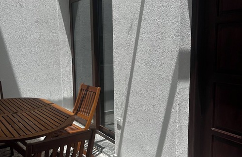 Bodrum City Center House | 50m to the Beach – Private Courtyard House, Sleeps 6