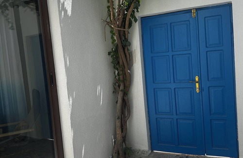Bodrum City Center House | 50m to the Beach – Private Courtyard House, Sleeps 6