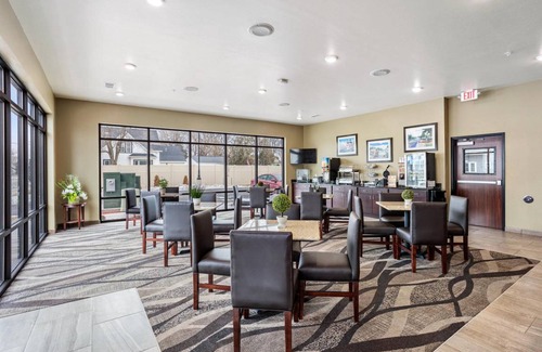 Little Chute Hotel | 51 m² Hotel ∙ 127 guests