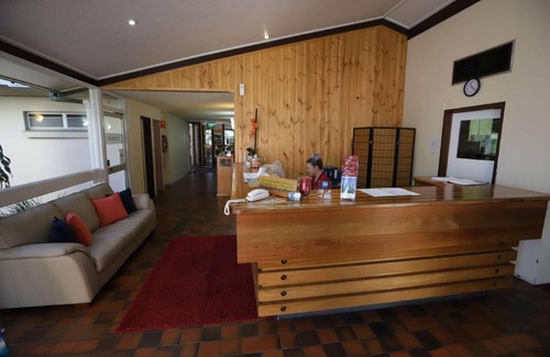 Emerald Hotel | 51 m² Motel ∙ 2 bedrooms ∙ 127 guests