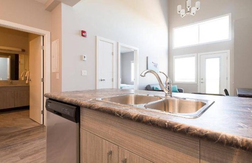 Red Deer Apartment | 51 m² Serviced apartment ∙ 4 guests