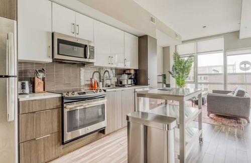 Mount Vernon Triangle Apartment | 51 m² Studio flat ∙ 1 bedroom ∙ 2 guests