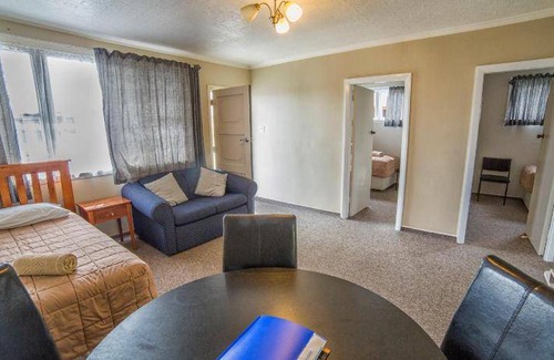 Greymouth Hotel | 54 m² Motel ∙ 2 bedrooms ∙ 127 guests