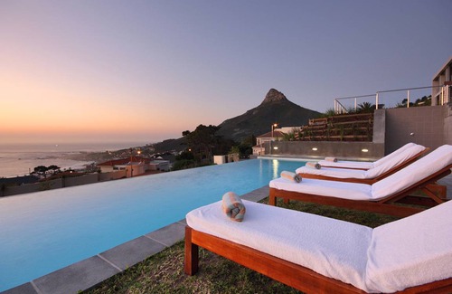 Camps Bay Apartment | 55 m² Apartment ∙ 1 bedroom ∙ 2 guests