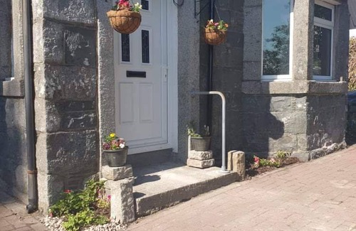 Newton Stewart Cottage | 55 m² Cabin ∙ 2 bedrooms ∙ 6 guests