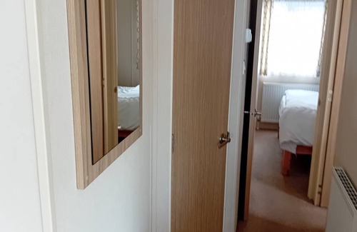 New Quay Ski Chalet | 55 m² Chalet ∙ 2 bedrooms ∙ 4 guests