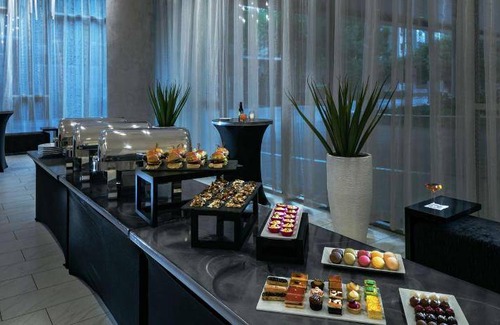Northwest Bellevue Hotel | 55 m² Hotel ∙ 127 guests