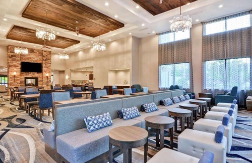 Poughkeepsie Hotel | 55 m² Hotel ∙ 2 bedrooms ∙ 127 guests