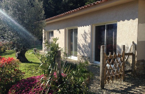 Casaglione Villa | 55-meter detached air-conditioned villa with oak garden