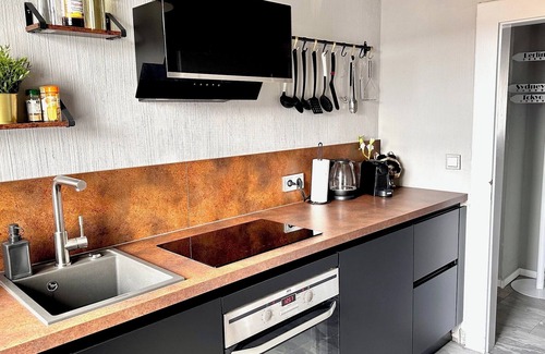 Geisenkopf Apartment | 55 sqm deluxe apartment with whirlpool near Saarbrücken University